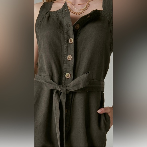 NWT☘️ Lucky Brand Front Button Jumpsuit☘️ Size Medium☘️Linen-Cotton☘️Army green - Picture 2 of 7